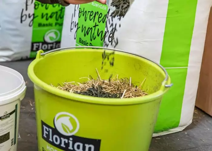 Florian Horsefood supplementen voor paarden, Powered by Nature, gezond ruwvoer.